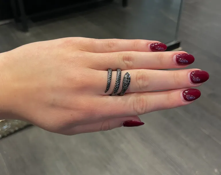 black_snake__diamantring_1.webp Black snake – diamantring