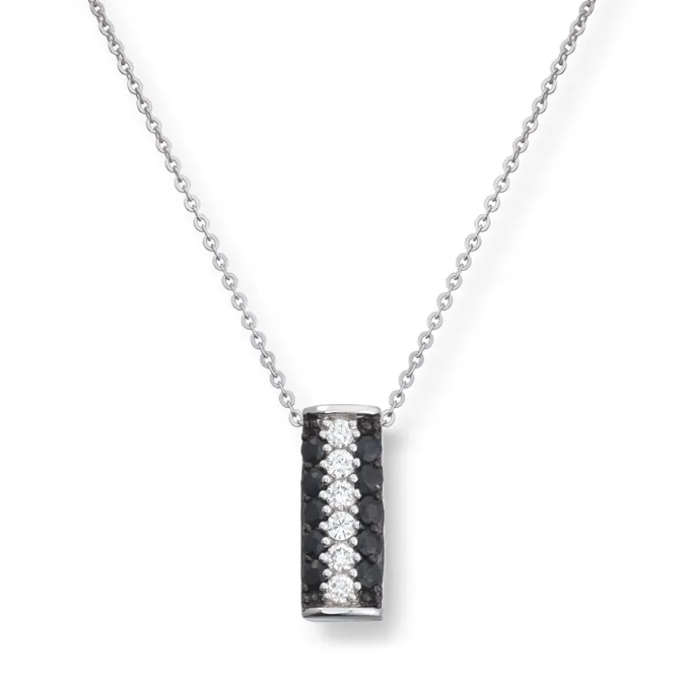 diamant_og_safir_designsm_0.webp Diamant og safir designsmykke