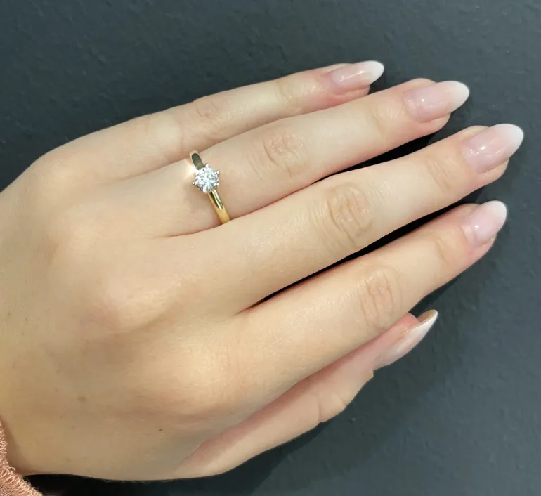 diamantring__ct_2-15.webp Diamantring 0,30 ct