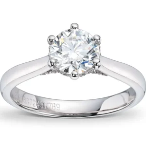 Diamantring «hidden halo» 0,55ct.