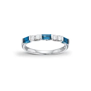London blue topas ring 0,13 ct.