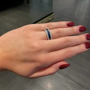 Safir og diamantring 0,28 ct.